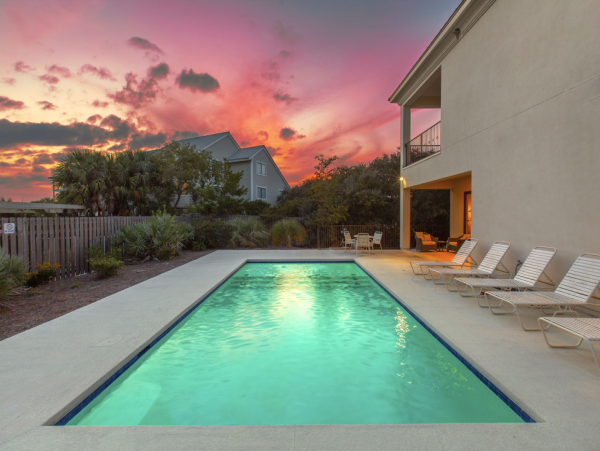 Beach Stunner Magnificent Pool Vacation Home